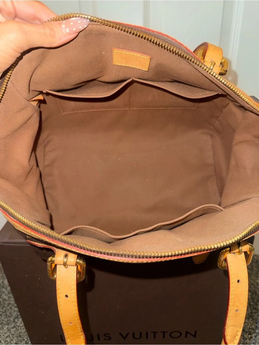 Louis Vuitton Monogram Canvas Tivoli Satchel with Vachetta Trim